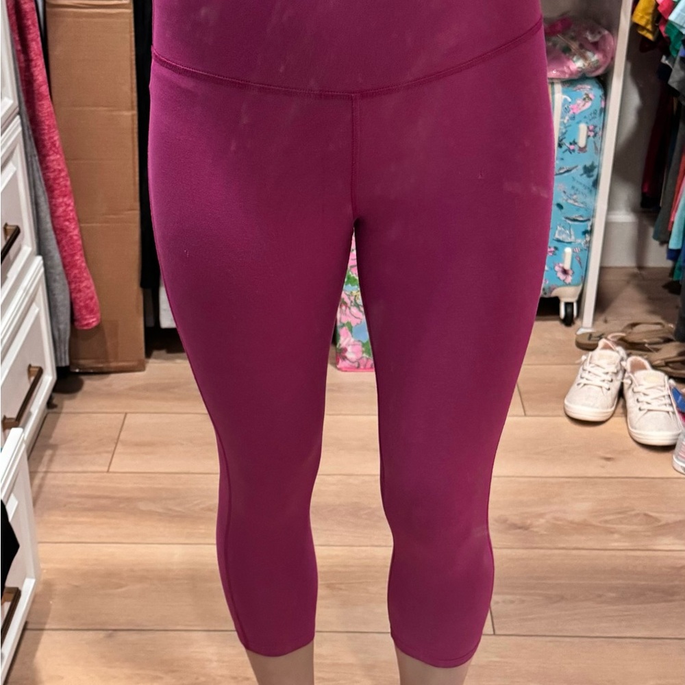 Bloom women’s crop leggings S magenta pink purple exercise yoga workout gym